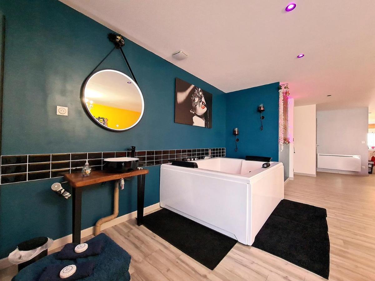 Nuit Insolite-Room Love Saint-Germain  Buitenkant foto