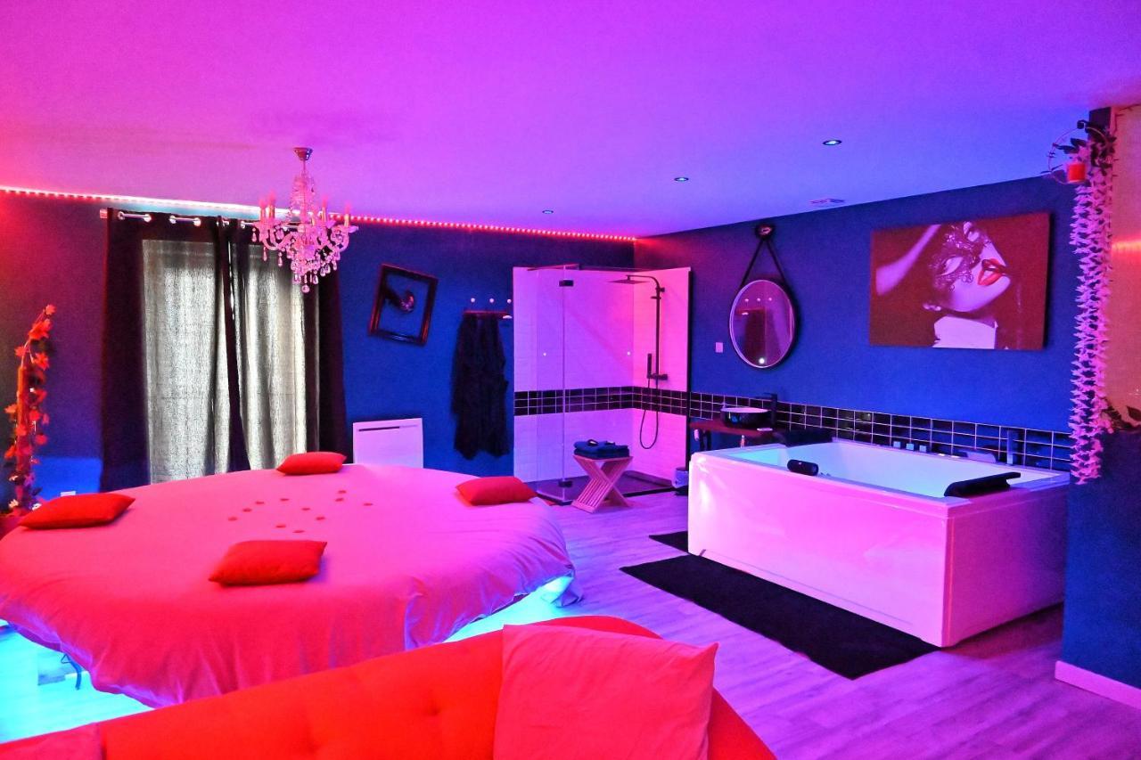 Nuit Insolite-Room Love Saint-Germain  Buitenkant foto